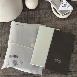 🏷️ NWT Cloth & Paper Pocket Plus Cover Set